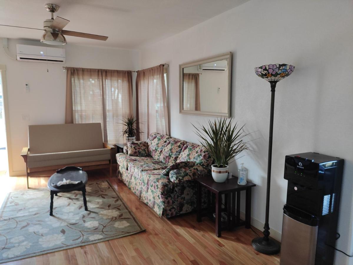 Comfortable Jacksonville House 梅德福 外观 照片